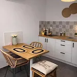 Grand Cosy Avec Cinema - & Vieil A Pied Апартаменты *
