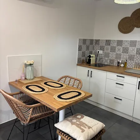 דירה Grand Cosy Avec Cinema - & Vieil A Pied *