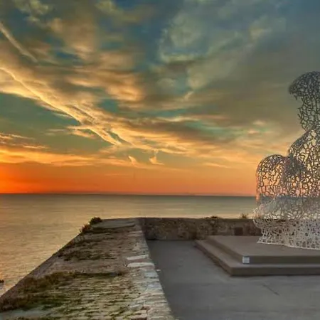 Grand Cosy Avec Cinema - & Vieil A Pied شقة أنتيب