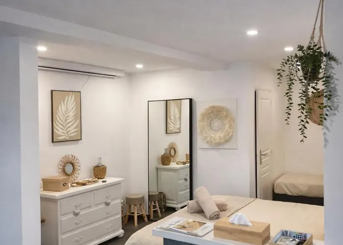 Grand Cosy Avec Cinema - & Vieil A Pied شقة *